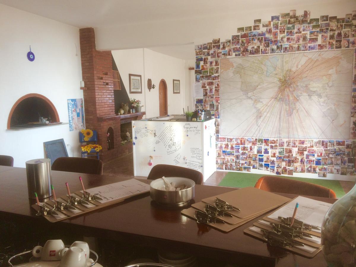 Thomas Art Hotel Pelekas Bagian luar foto
