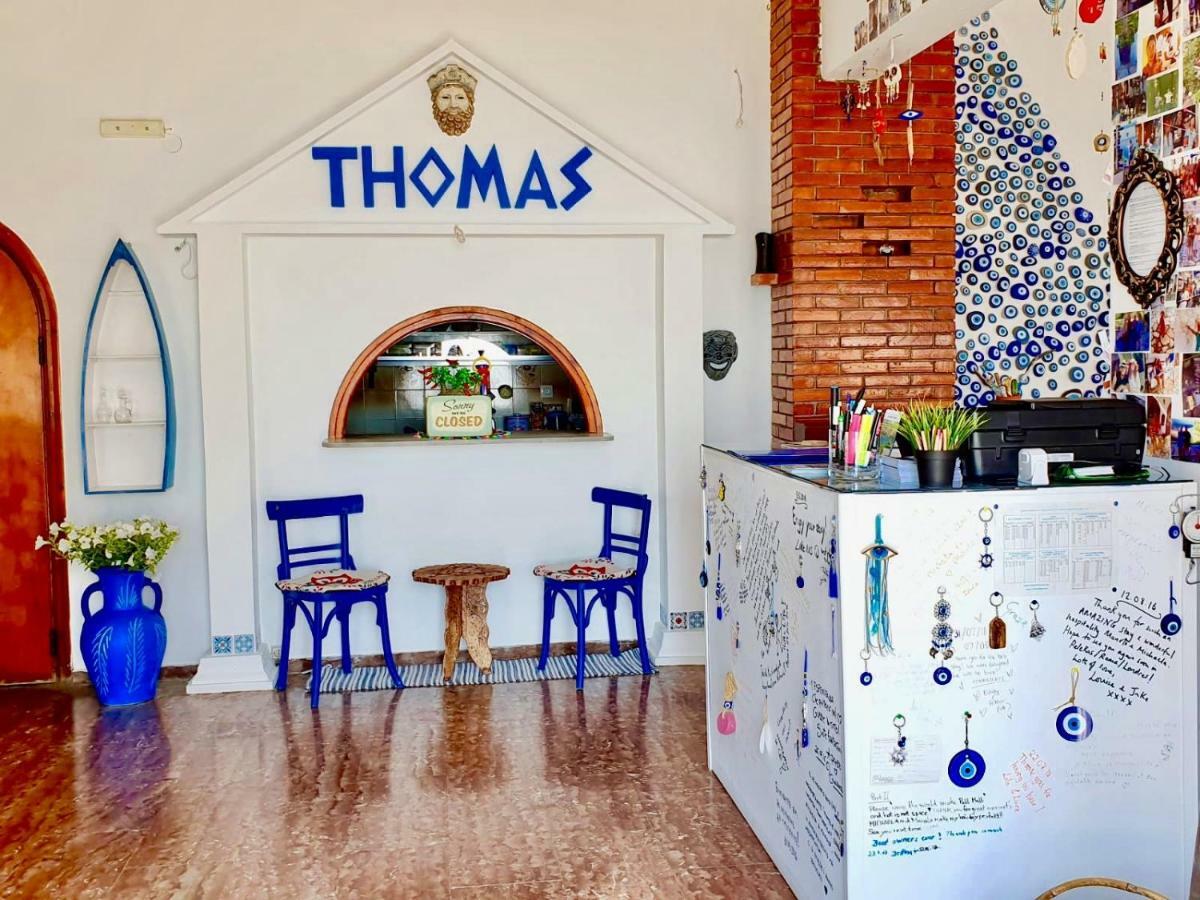Thomas Art Hotel Pelekas Bagian luar foto